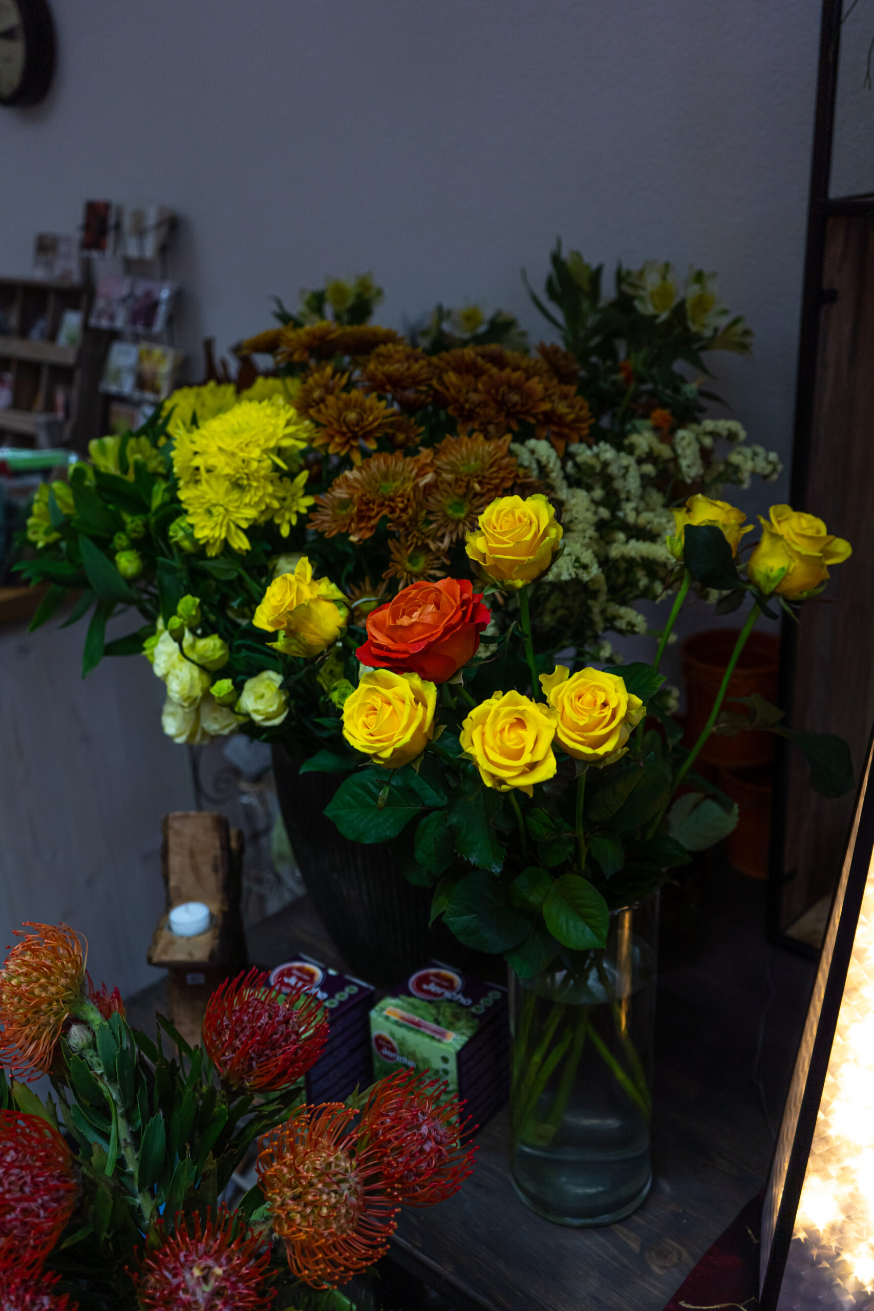 Topfpflanzen und Gestecke